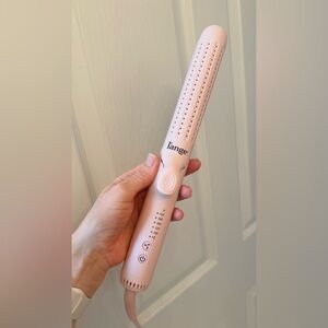 🤍L’ange Pink Airflow Curling Wand – Le Duo model. Used Once, Like New